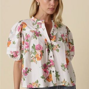 NWT OLIVACEOUS PUFF SLEEVE BLOUSE